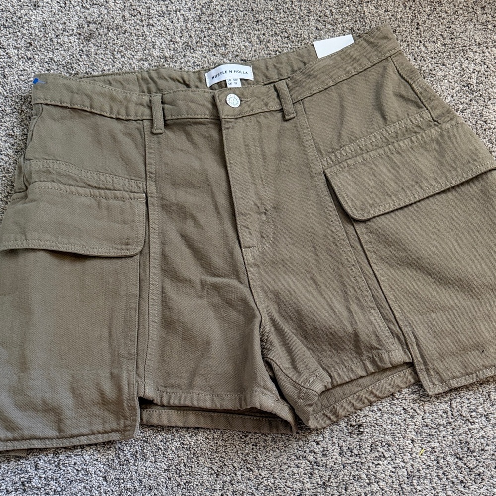 Cargo shorts army green